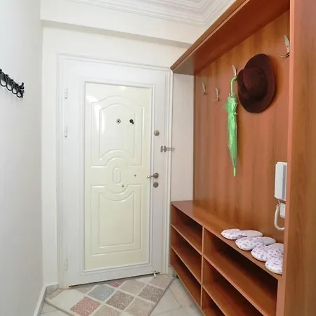 Apartament In Gundogan Sitesi 4757